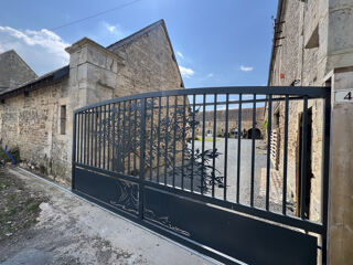  Maison  vendre 7 pices 480 m