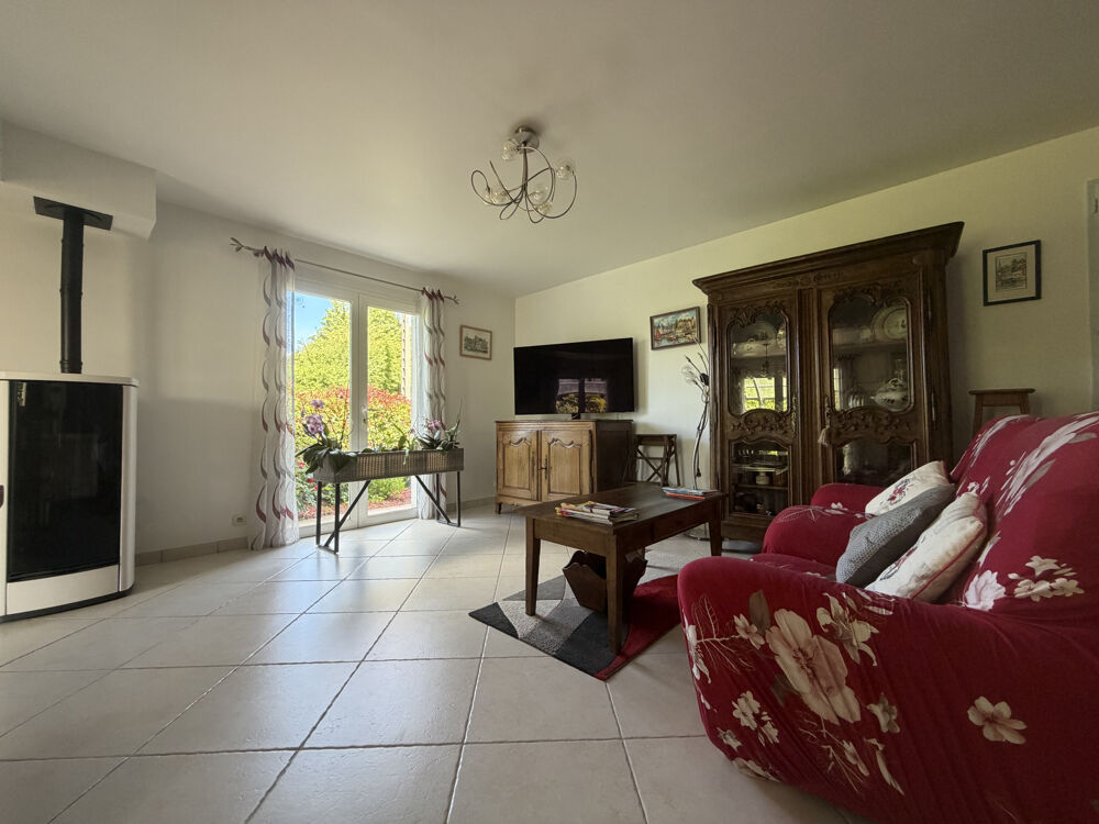 Maison 116 m2 - 3 chambres - lumineuse proche honfleur avec jardin 1243 m2 deux terrasses et sa dépendance bois