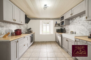  Maison � vendre 7 pi�ces 230 m�