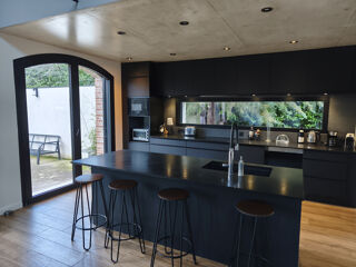  Propri�t�/ch�teau 7 pi�ces 231 m� Vif