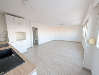  Appartement � vendre 4 pi�ces 83 m�