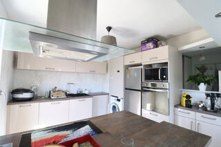  Appartement à vendre 4 pièces 77 m²