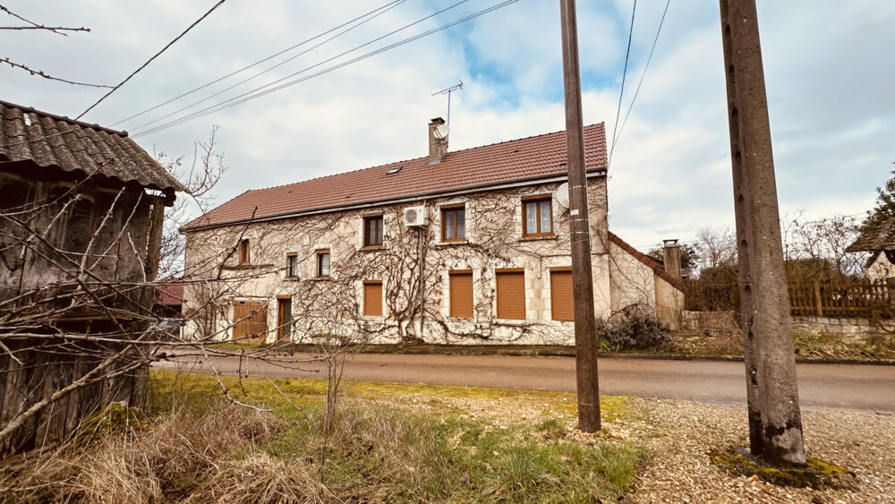 Vente Maison Longère bourguignonne secteur MAILLY-LA-VILLE 151 200 €. Mailly la ville