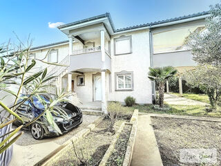  Maison � vendre 10 pi�ces 200 m�