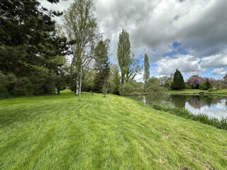  Maison  vendre 11 pices 330 m