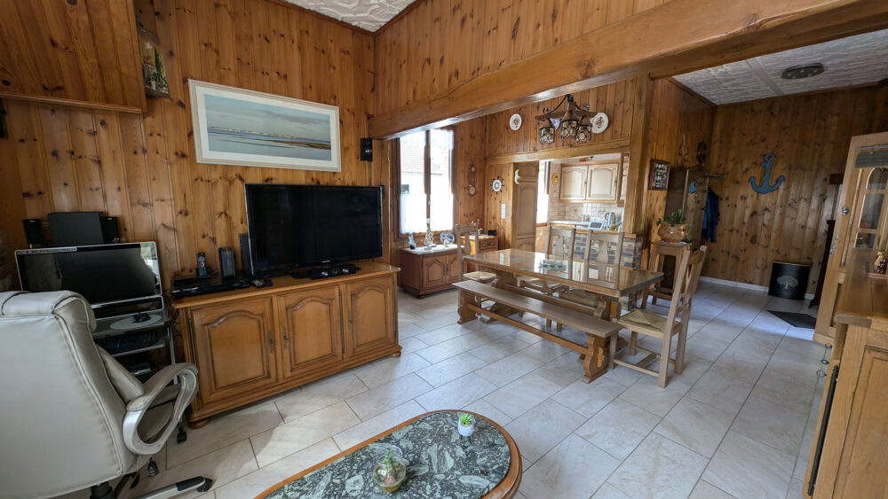 Maison indépendante au coeur du Crotoy avec jardin, terrasse et garage.