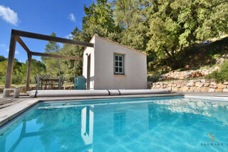 Vente Maison Le Luc-en-Provence   Maison de 119 m2 avec piscine, 11 000 m2 de terrain Le luc