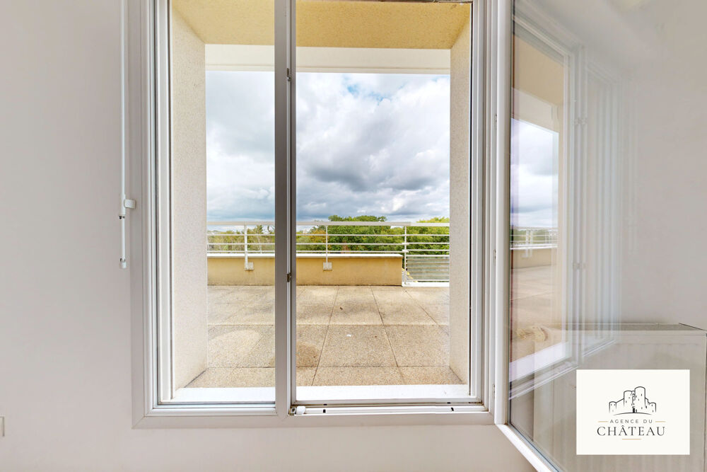 Appartement 3 pièces avec terrasses Au coeur du centre dAvrillé