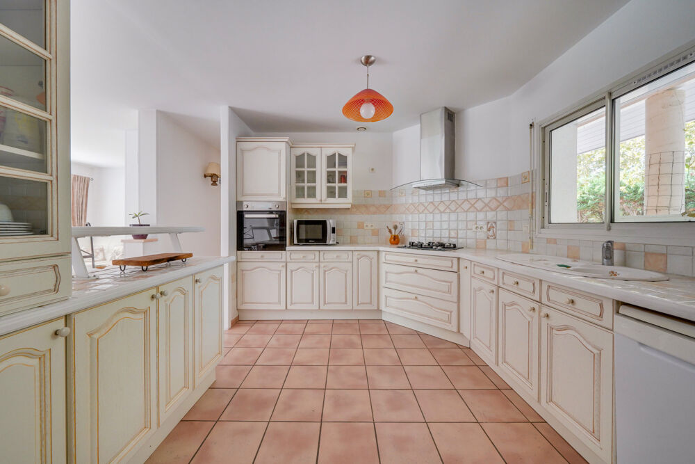 Vente Maison Maison 7 pièces de 145m2 sur parcelle de 1568m2 Sanguinet