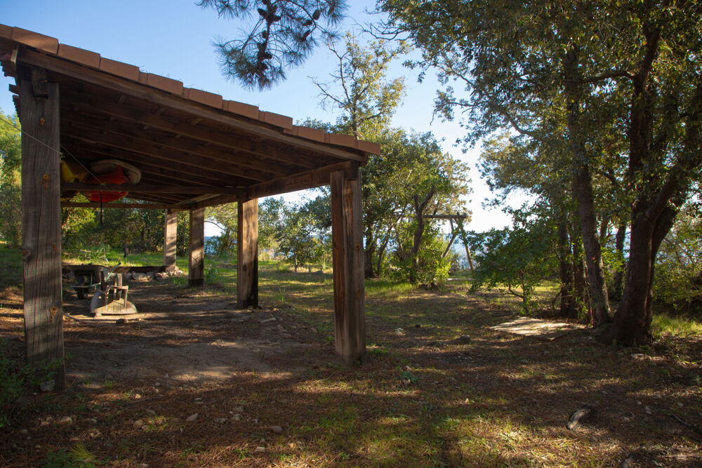 � vendre  Propri�t�/ch�teau Sari-Solenzara (20145)