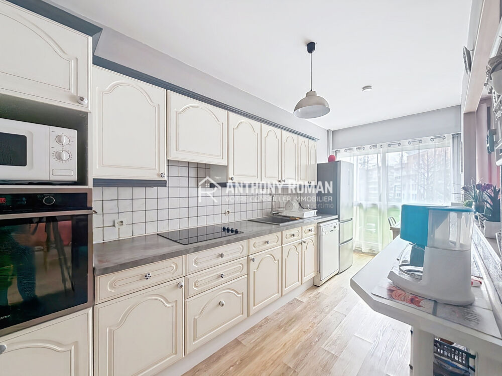 Vente Appartement Appartement - 3 Pièces - 77m2 + Parking Lambersart