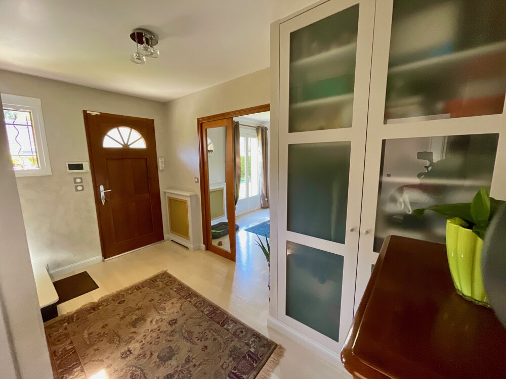 Vente Maison SAINT-GERMAIN-SUR-MORIN   MAISON FAMILIALE AVEC PISCINE INTÉRIEURE   TERRAIN PAYSAGER DE 800 M2 St germain sur morin