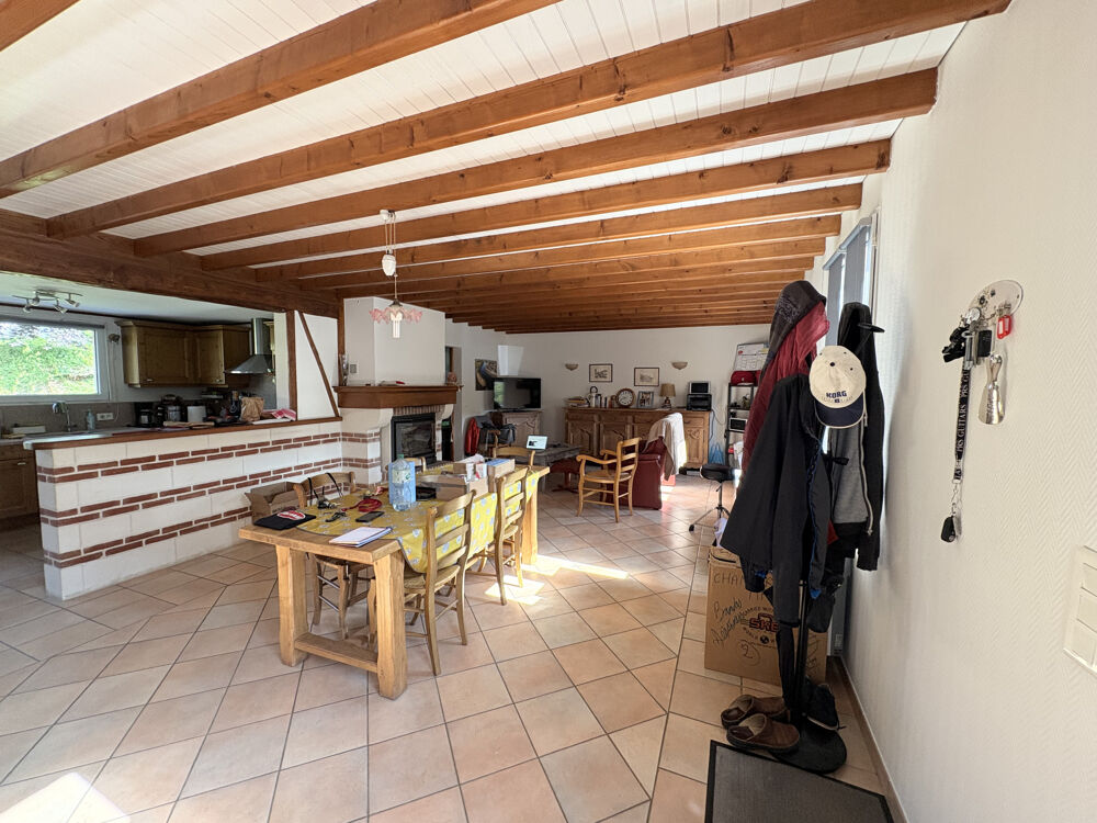 Location Maison A louer Maison MEUBLEE- 2 chambres- Plain pied- FRECHENCOURT Frechencourt