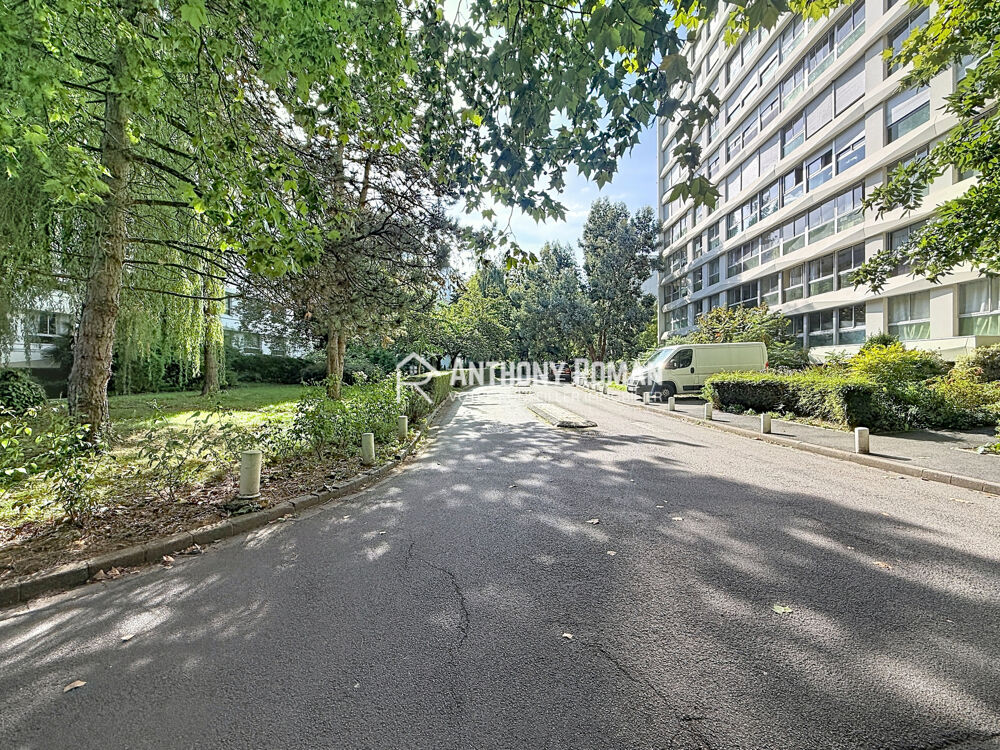 Vente Appartement Appartement - 3 Pièces - 77m2 + Parking Lambersart