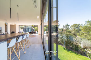  Maison à vendre 10 pièces 397 m²
