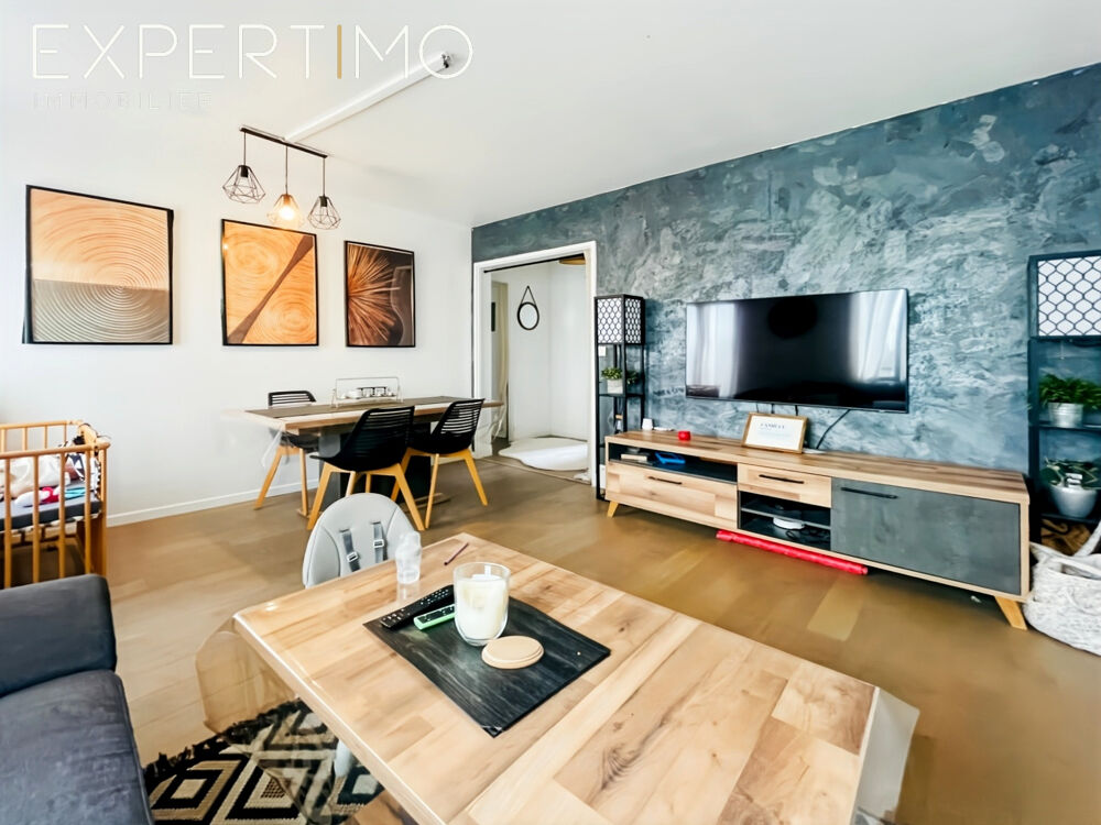 Appartement 4 pièces avec parking avec vue dégagée au coeur d'Etampes - proche Gare, écoles et RN20