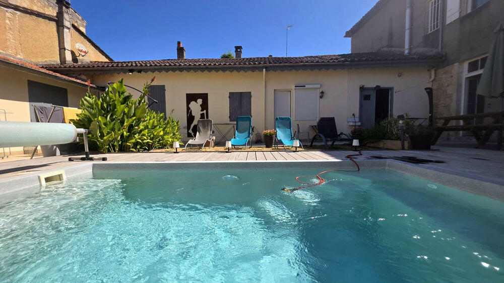 Vente Maison MAISON T11 - 347M2 EN CENTRE VILLE AVEC COUR DE 150M2, PISCINE ET GARAGE / CONDOM Condom