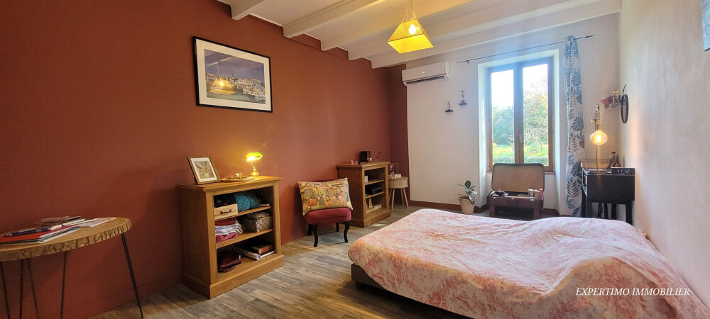 Vente Maison Maison Charentaise de 218 m2 habitable Plassac