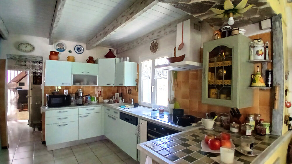 Vente Remise/Grange VIAGER OCCUPE par une Dame de 82 ans à NEOULES Neoules