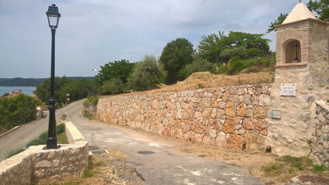 Terrain constructible, Gorges du Verdon - Lac de Sainte Croix 130000 Bauduen (83630)