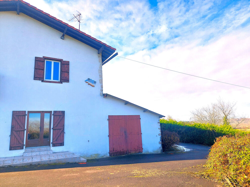 Guiche - Maison mitoyenne ancienne à vendre