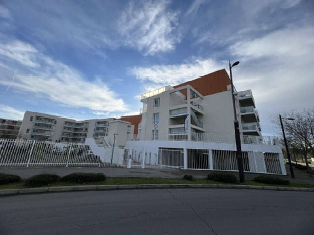 MONTEUX (84) studio meublé 31 m2