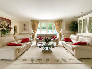  Propri�t�/ch�teau � vendre 14 pi�ces 490 m�