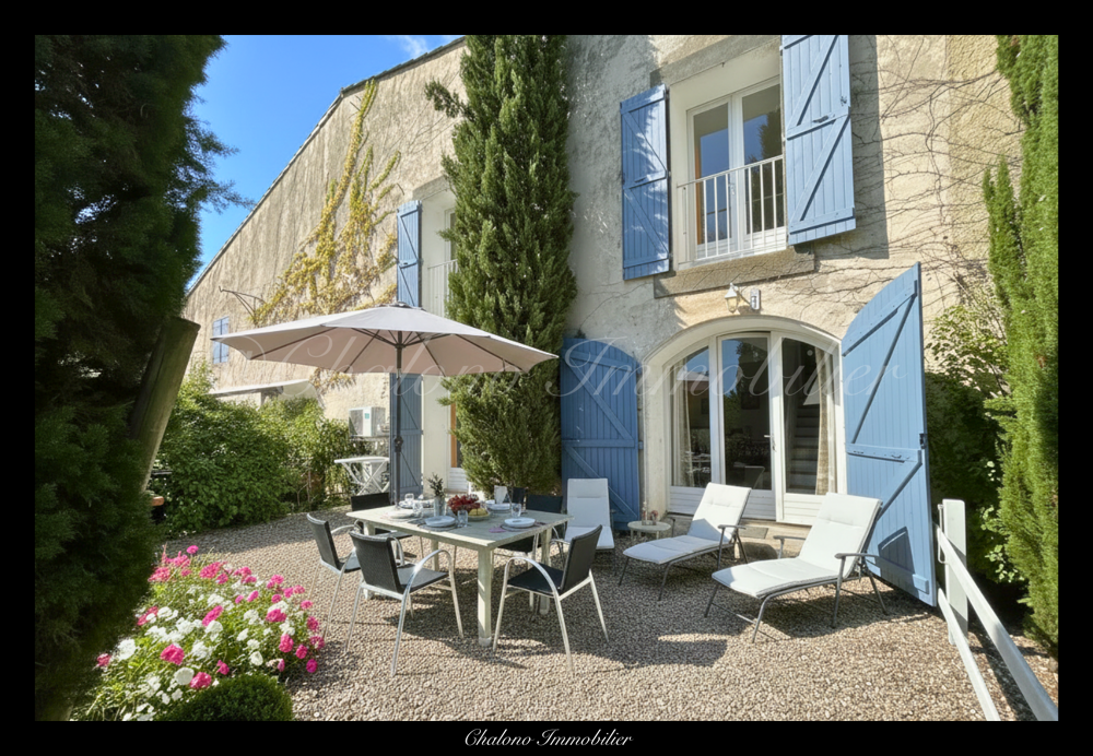 DEPT 34. AGDE - VILLA 101 M2, 3 CHAMBRES dont CHAMBRE EN REZ-DE-CHAUSSÉE - PISCINE PARTAGÉE. CAMPAGNE AGATHOISE - 10 MIN PLAGES
