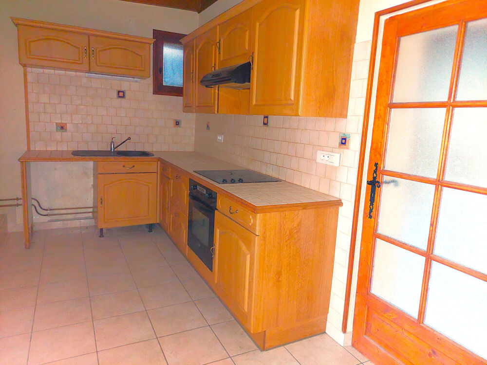Guiche - Maison mitoyenne ancienne à vendre