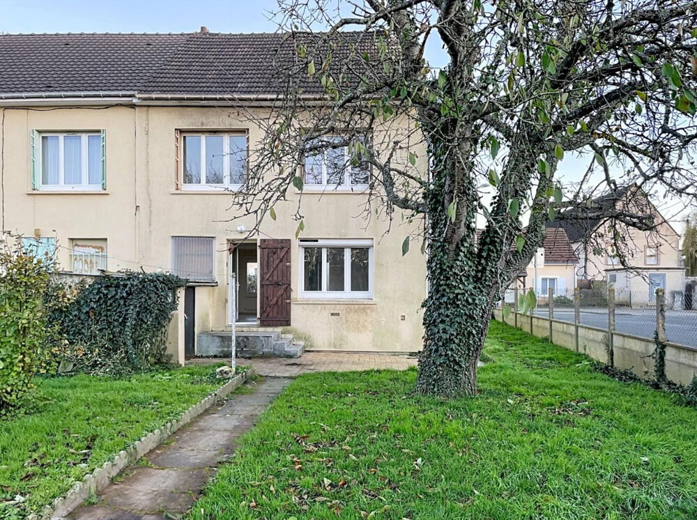 28240 - LA LOUPE - CENTRE-VILLE - MAISON MITOYENNE - 4 PIÈCES - 3 CHAMBRES - 80 m2