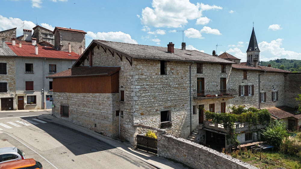 Vente Maison Maison centre -village PONCIN Poncin