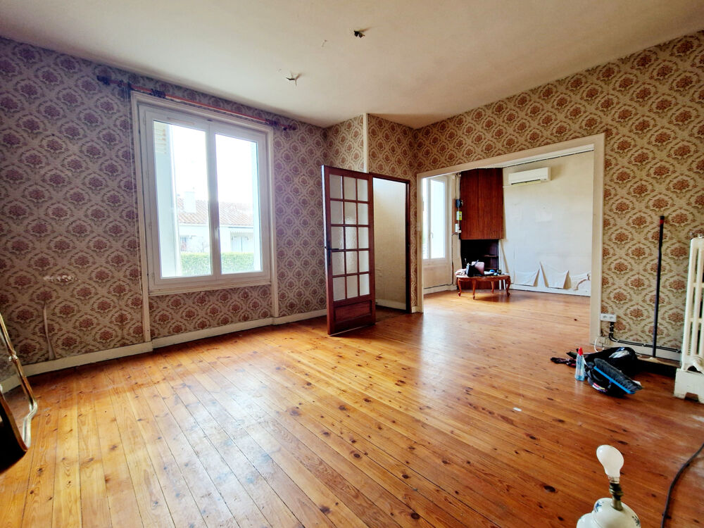 Échoppe de caractère à rénover Fort potentiel à La Rochelle quartier Trompette