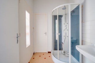  Maison à vendre 11 pièces 260 m²
