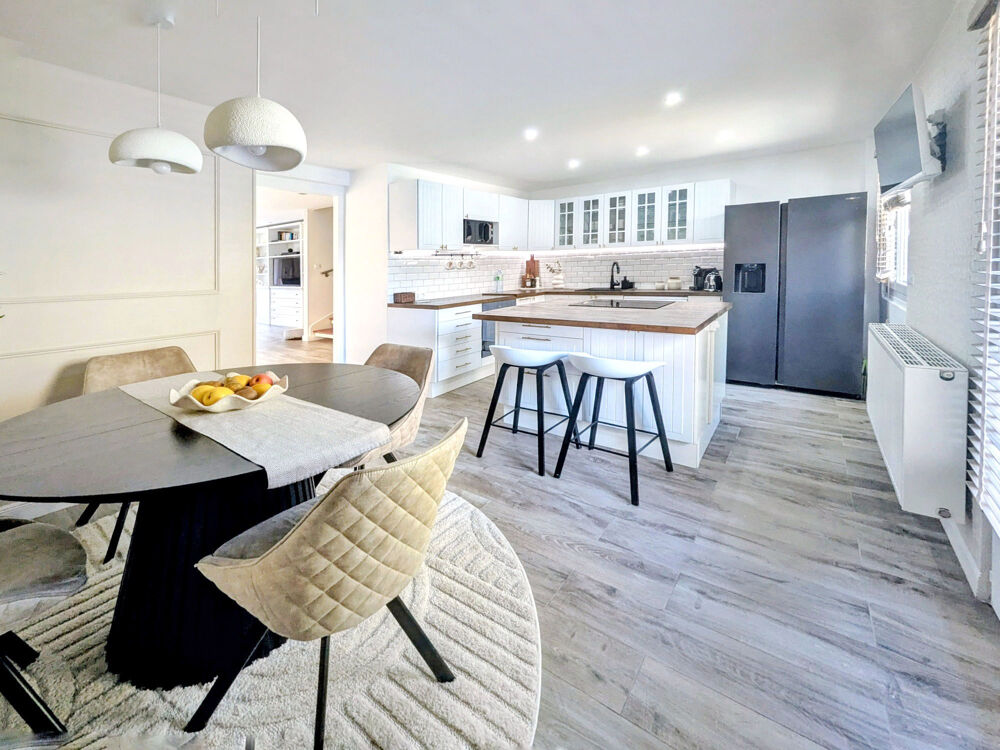 Maison 5-6 P 107m2 en ETAT EXCEPTIONNEL, proche commerces, écoles, commerces et forêt
