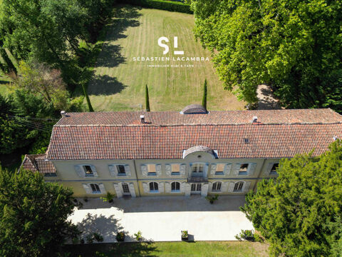   Demeure Historique 10 Pices   Chartreuse XVIIe, Parc 2,9 ha, Terrasse 220 m2, Piscine & Pigeonnier Proprit/chteau - 10 pice(s) - 374 m