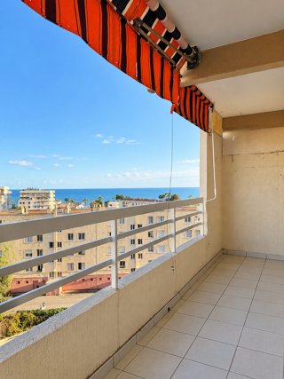 Vente Appartement STUDIO DERNIER ETAGE AVEC TERRASSE VUE MER   PROCHE COMMERCES ET PLAGES Cagnes sur mer