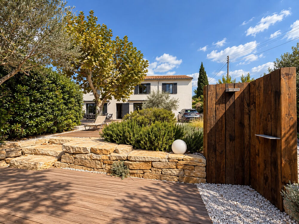 Vente Maison Bastide ancienne entièrement rénovée 170m2 sur 900m2 de terrain Chateau gombert