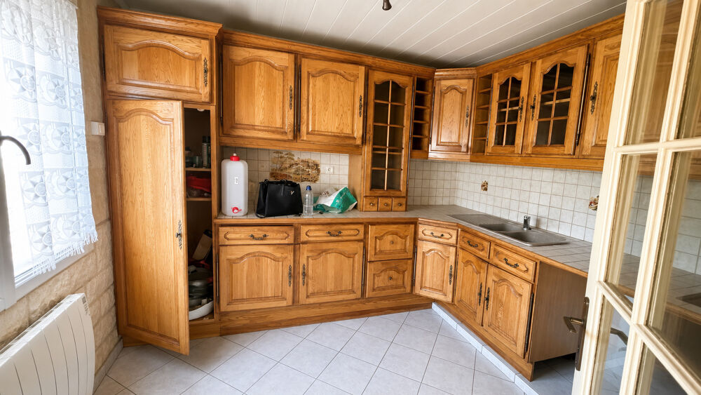 Vente Maison Maison de plain-pied d'environ 100 m2 avec sous-sol total, combles aménageables et terrain de 1 000 m2 Rosny sur seine