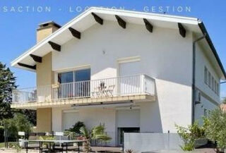  Maison � vendre 8 pi�ces 200 m�