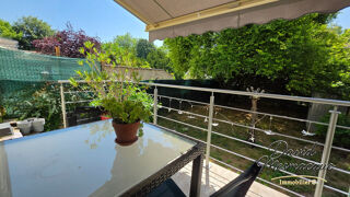 Vente Appartement T2 de 37 m2 en rez-de-jardin - cour boisée, terrasse et cave à Meulan centre Meulan en yvelines