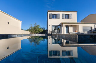 Vente Maison Maison à vendre avec terrasse 4 pièces à L'Isle-Sur-La-Sorgue L isle sur la sorgue