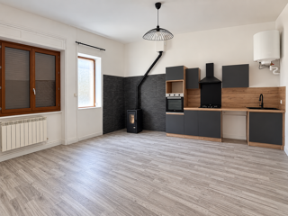  Appartement à louer 2 pièces 45 m²
