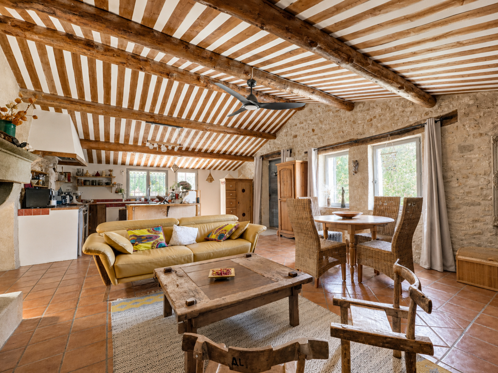 Vente Maison Maison rénovée à Céreste-en-Luberon - Vente à terme libre Céreste en luberon