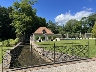  Propri�t�/ch�teau � vendre 11 pi�ces 350 m�