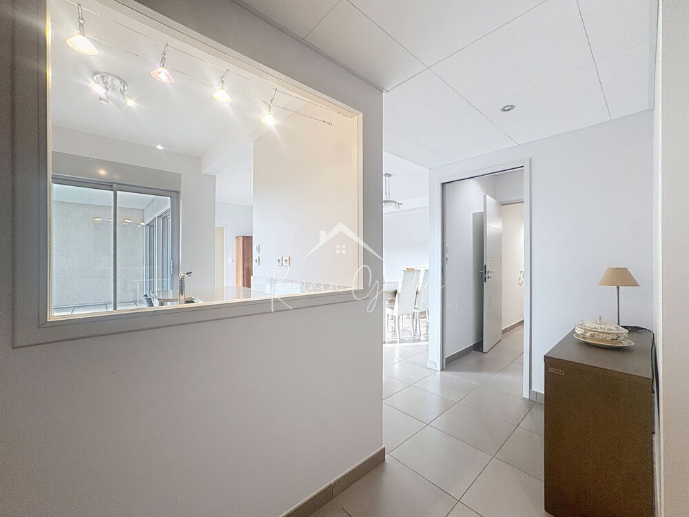 Vente Appartement APPARTEMENT F3 82 M2 AVEC TERRASSE GARAGE PRIV� ET ASCENSEUR Millau