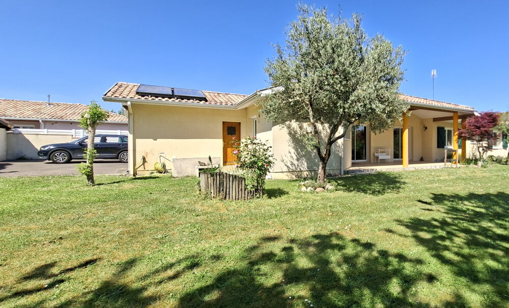 Très Belle propriété de Type T5 de 155m2 sur magnifique terrain de 1425 m2