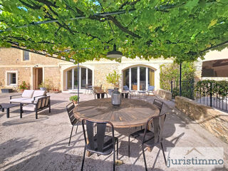  Maison à vendre 10 pièces 270 m²