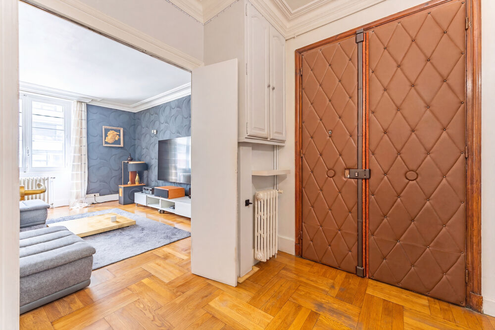 Lyon 6 Appartement de caractère 105 m2 avec charme ancien