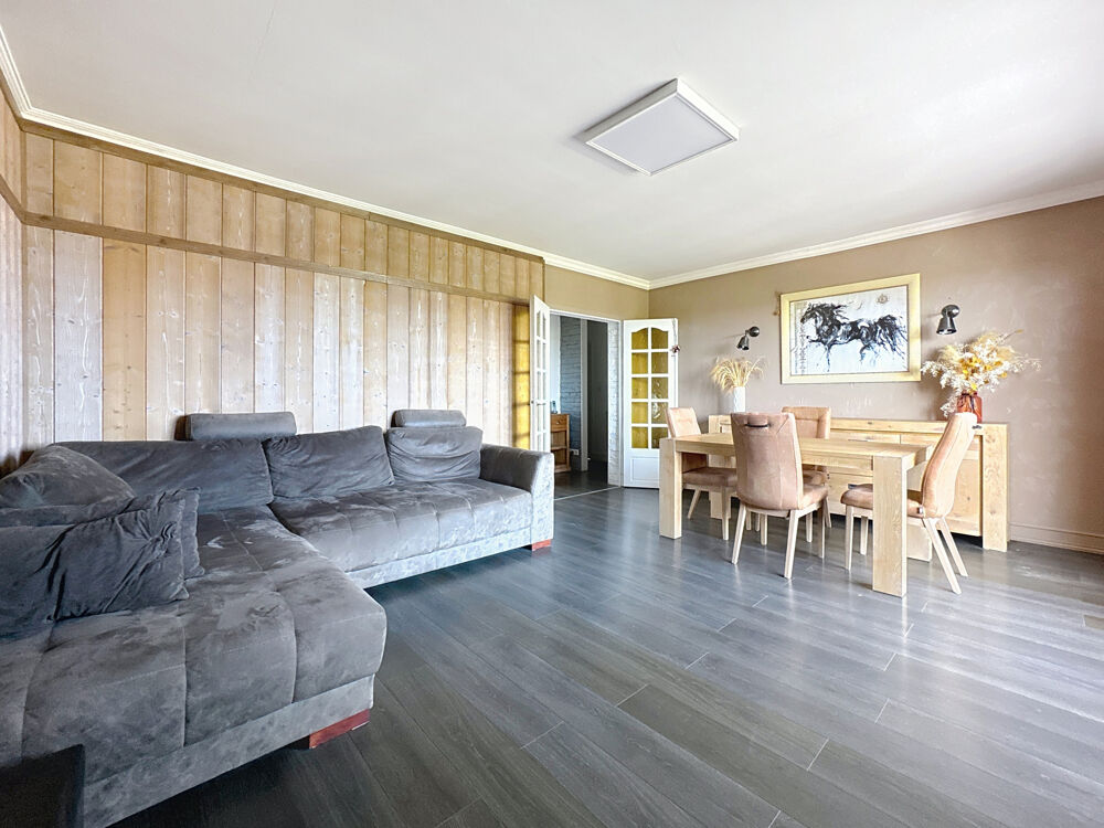 Appartement T4 de 97.12 m2 Ghisonaccia Centre
