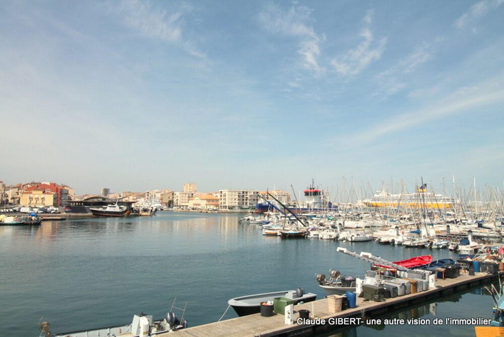 T2 d'environ 48 m2 au 2éme étage avec vue sur le port de Séte